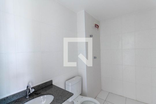 Banheiro de apartamento à venda com 1 quarto, 33m² em Jardim Santa Terezinha (zona Leste), São Paulo