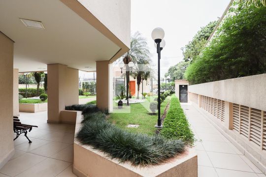 Área comum - Entrada de apartamento para alugar com 3 quartos, 214m² em Chora Menino, São Paulo