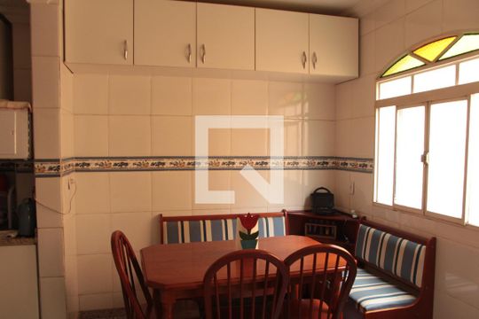 cozinha de casa à venda com 5 quartos, 257m² em Céu Azul, Belo Horizonte