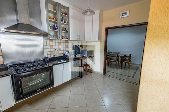 Cozinha de casa à venda com 4 quartos, 259m² em Jardim Atlântico, Belo Horizonte