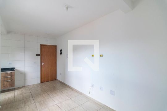 Sala de apartamento à venda com 2 quartos, 84m² em Cidade São Jorge, Santo André