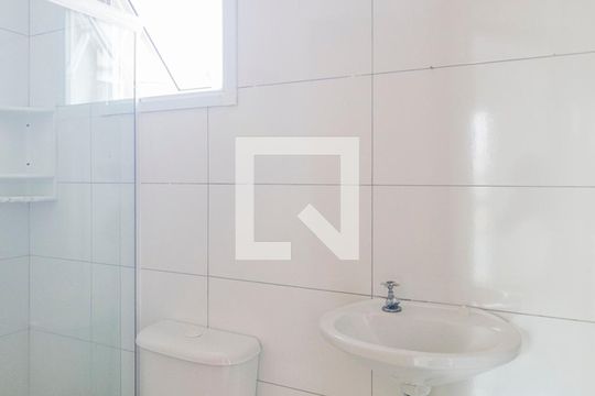 Banheiro de apartamento à venda com 2 quartos, 84m² em Cidade São Jorge, Santo André