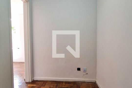 Sala de apartamento à venda com 1 quarto, 33m² em Icaraí, Niterói