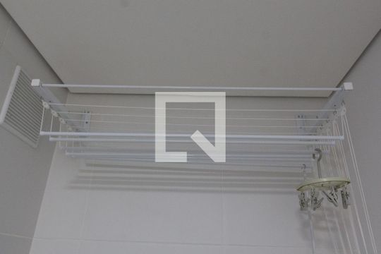 Detalhe Área de serviço  de apartamento para alugar com 2 quartos, 38m² em Vila Butantã, São Paulo