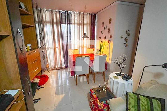 Sala de apartamento à venda com 4 quartos, 120m² em Buritis, Belo Horizonte
