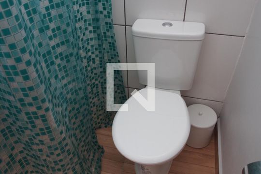 Banheiro de kitnet/studio para alugar com 1 quarto, 42m² em Jardim Itália, Várzea Paulista