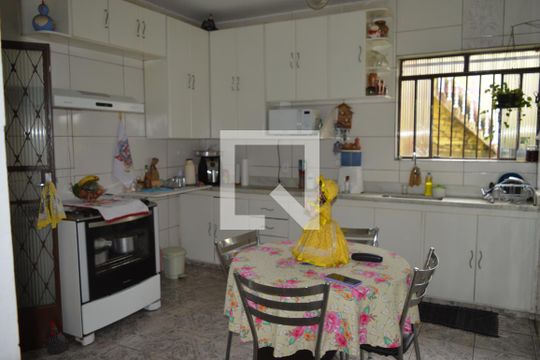 Cozinha de casa à venda com 6 quartos, 360m² em Linda Vista, Contagem