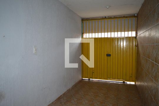Entrada da Garagem de casa para alugar com 6 quartos, 360m² em Linda Vista, Contagem