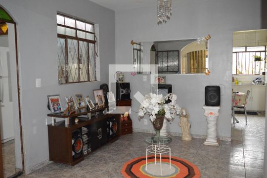 Sala 2 de casa à venda com 6 quartos, 360m² em Linda Vista, Contagem
