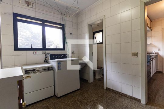Lavanderia de apartamento à venda com 4 quartos, 186m² em Aclimação, São Paulo