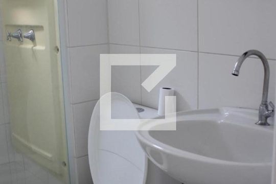 Banheiro de apartamento à venda com 2 quartos, 49m² em Quarta Parada, São Paulo