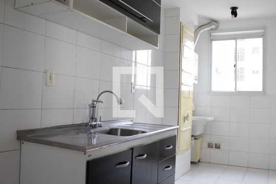 Cozinha de apartamento à venda com 2 quartos, 49m² em Quarta Parada, São Paulo