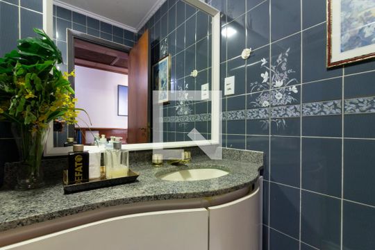 banheiro de apartamento à venda com 3 quartos, 160m² em Jardim Paulista, São Paulo