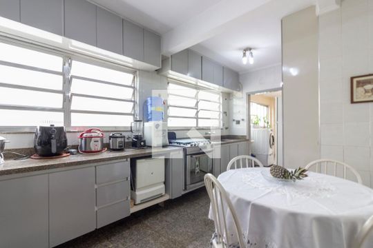 Cozinha de apartamento à venda com 3 quartos, 160m² em Jardim Paulista, São Paulo