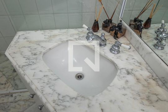 Suíte - Banheiro de apartamento à venda com 3 quartos, 122m² em Paraíso, São Paulo