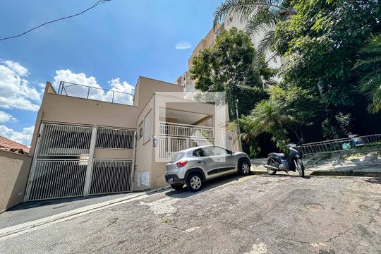 Fachada de apartamento à venda com 2 quartos, 90m² em Vila Vitório Mazzei, São Paulo