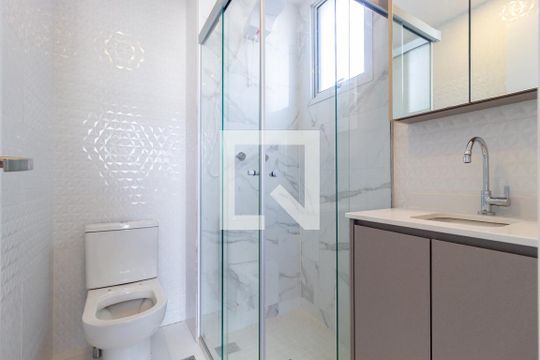 Banheiro  de apartamento para alugar com 1 quarto, 19m² em Brás, São Paulo