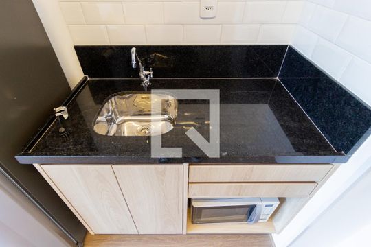 Detalhe - Cozinha de apartamento para alugar com 1 quarto, 19m² em Brás, São Paulo