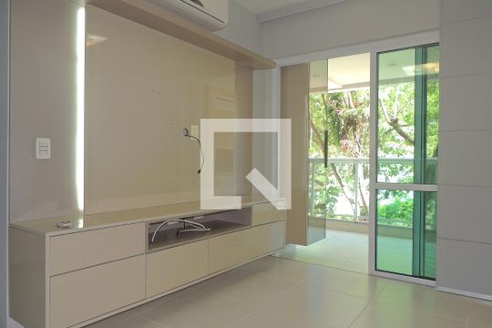 Sala de apartamento à venda com 3 quartos, 107m² em Freguesia , Rio de Janeiro