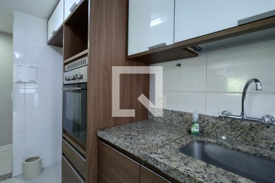 Cozinha de apartamento à venda com 3 quartos, 107m² em Freguesia , Rio de Janeiro
