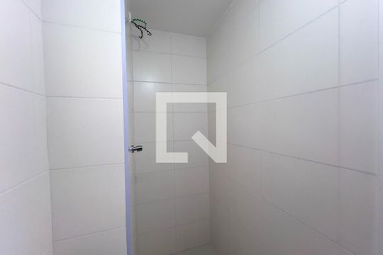 Banheiro de apartamento para alugar com 2 quartos, 32m² em Cambuci, São Paulo