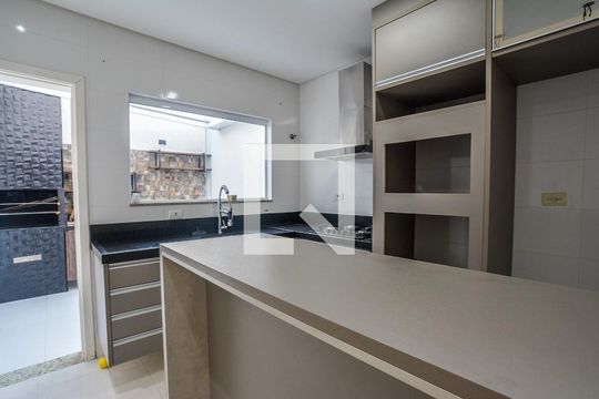 Cozinha de apartamento para alugar com 3 quartos, 110m² em Vila Marina, Santo André