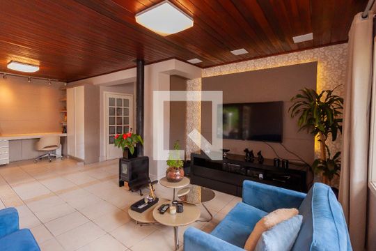 Sala 2 de casa para alugar com 5 quartos, 328m² em Hamburgo Velho, Novo Hamburgo
