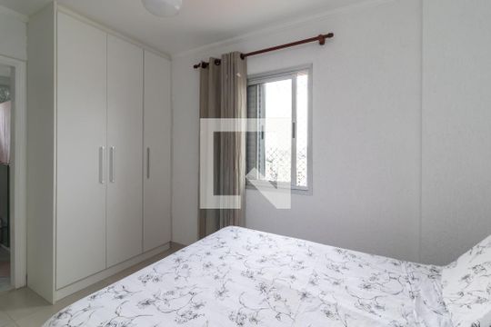 Suíte de apartamento para alugar com 2 quartos, 65m² em Vila Celeste, São Paulo