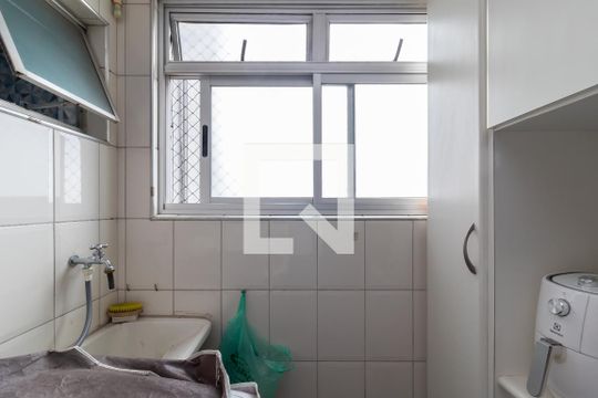 Área de Serviço de apartamento para alugar com 2 quartos, 65m² em Vila Celeste, São Paulo