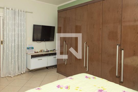 Casa 1 - quarto 1 suíte  de casa à venda com 4 quartos, 250m² em Conceição, Diadema
