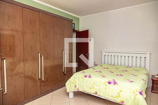 Casa 1 - quarto 1 suíte  de casa à venda com 4 quartos, 250m² em Conceição, Diadema