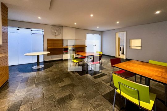 Área comum de apartamento para alugar com 3 quartos, 82m² em Vila Nova Conceição, São Paulo