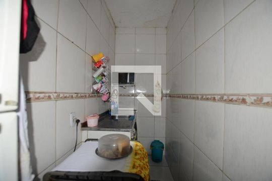 Cozinha de casa para alugar com 1 quarto, 50m² em Irajá, Rio de Janeiro