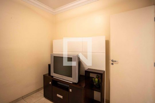 Escritório de casa à venda com 5 quartos, 250m² em Conceição, Diadema