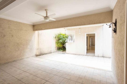 Área comum de casa à venda com 5 quartos, 250m² em Conceição, Diadema