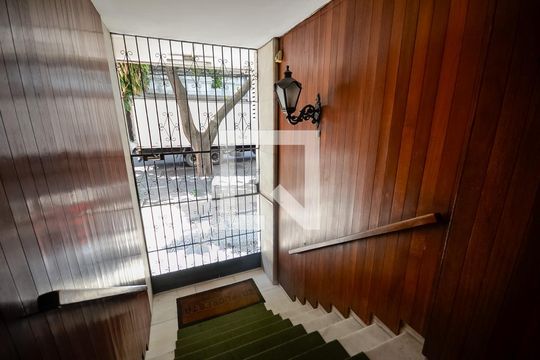Hall de apartamento à venda com 4 quartos, 140m² em Tijuca, Rio de Janeiro