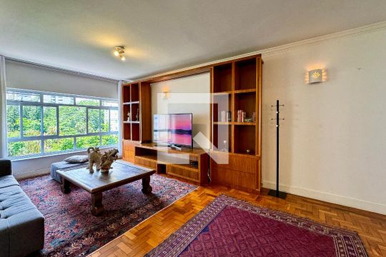 Sala de apartamento para alugar com 1 quarto, 100m² em Vila Nova Conceição, São Paulo