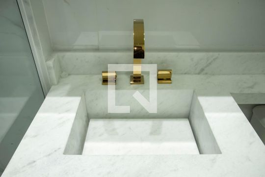 Banheiro de kitnet/studio à venda com 1 quarto, 31m² em Vila Clementino, São Paulo