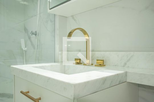 Banheiro de kitnet/studio à venda com 1 quarto, 31m² em Vila Clementino, São Paulo
