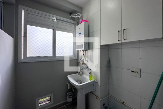 Área de Serviço de apartamento para alugar com 2 quartos, 57m² em Vila das Belezas, São Paulo