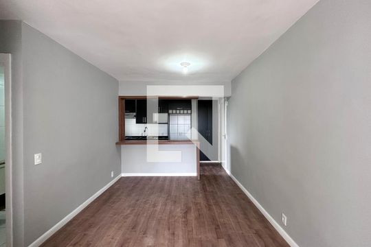 Sala de apartamento para alugar com 2 quartos, 57m² em Vila das Belezas, São Paulo