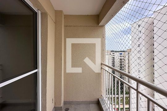 Sacada de apartamento para alugar com 2 quartos, 57m² em Vila das Belezas, São Paulo