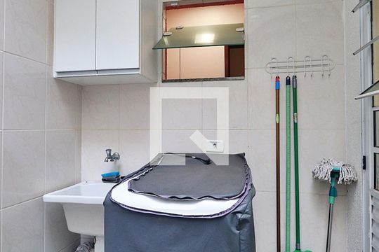 Área de Serviço de casa à venda com 2 quartos, 95m² em Vila Alto de Santo André, Santo André