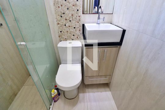 Suíte 1 - Banheiro do Quarto 1 de casa à venda com 2 quartos, 95m² em Vila Alto de Santo André, Santo André