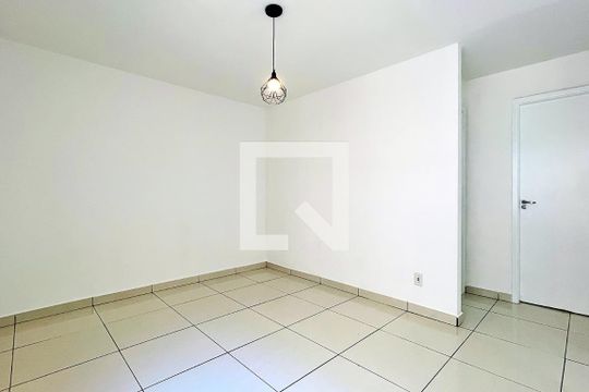 Apartamento para alugar com 2 quartos, 39m² em Água Chata, Guarulhos
