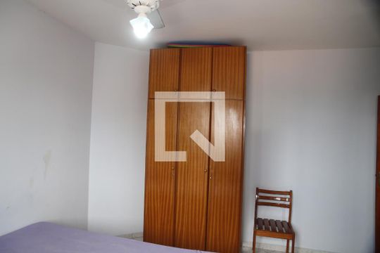 Quarto suite  de apartamento para alugar com 1 quarto, 58m² em Aviação, Praia Grande