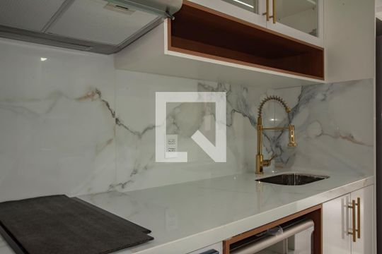 Cozinha de apartamento à venda com 1 quarto, 24m² em Vila Clementino, São Paulo