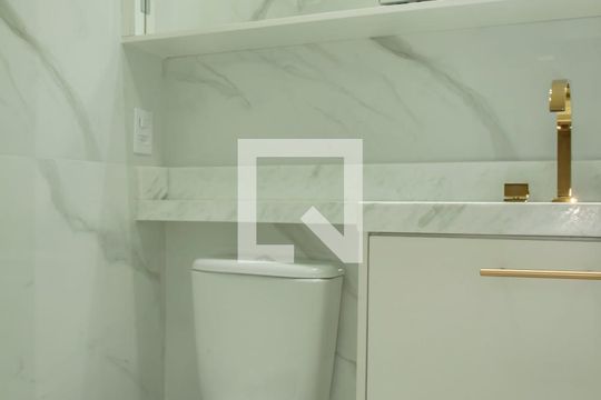 Banheiro de apartamento à venda com 1 quarto, 24m² em Vila Clementino, São Paulo