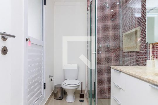 Banheiro de kitnet/studio à venda com 1 quarto, 42m² em Brooklin, São Paulo