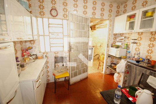 Cozinha de casa à venda com 3 quartos, 500m² em Jardim Filadelfia, Belo Horizonte